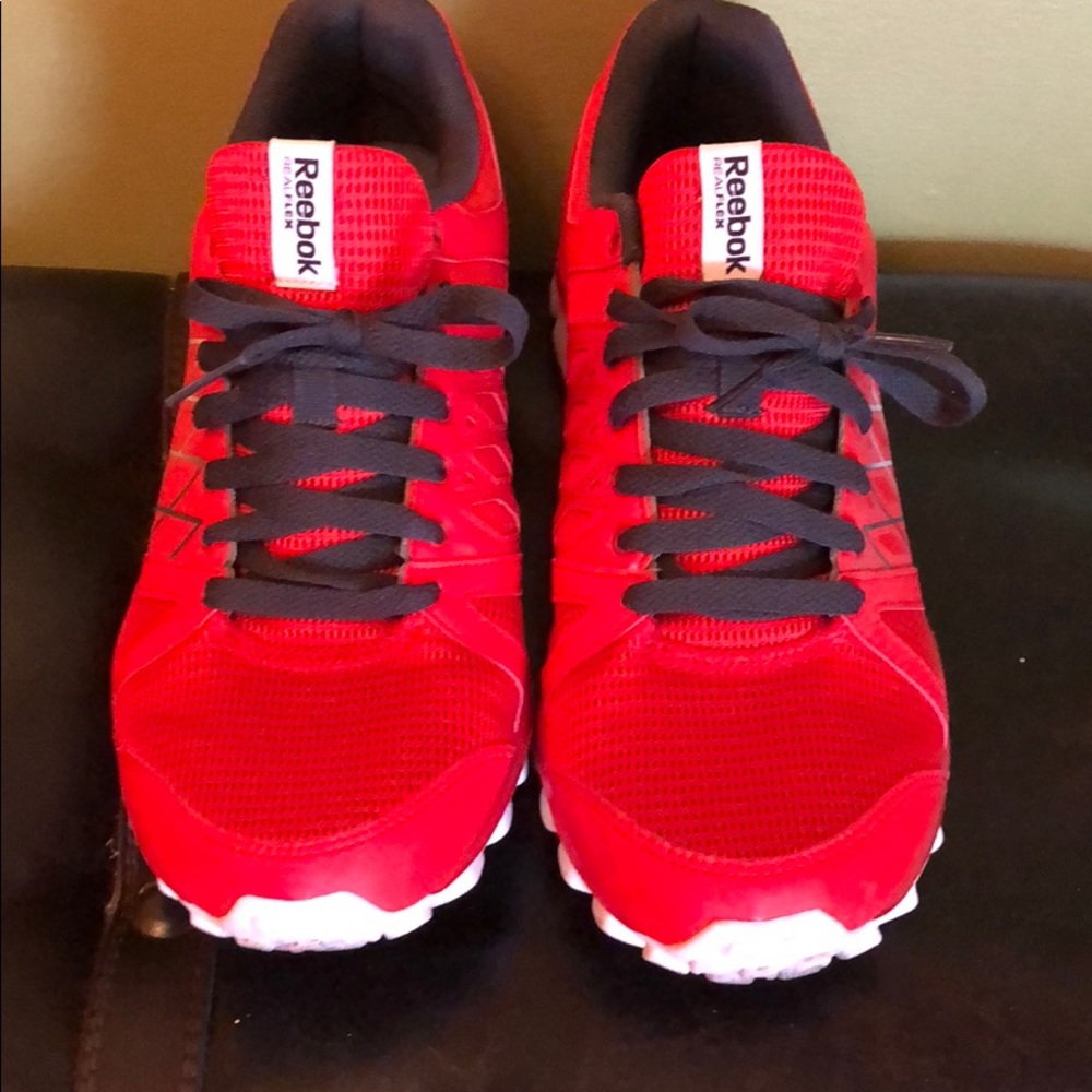 reebok realflex sneakers